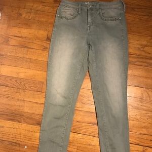 Green Skinny Jeans with Pocket Detail